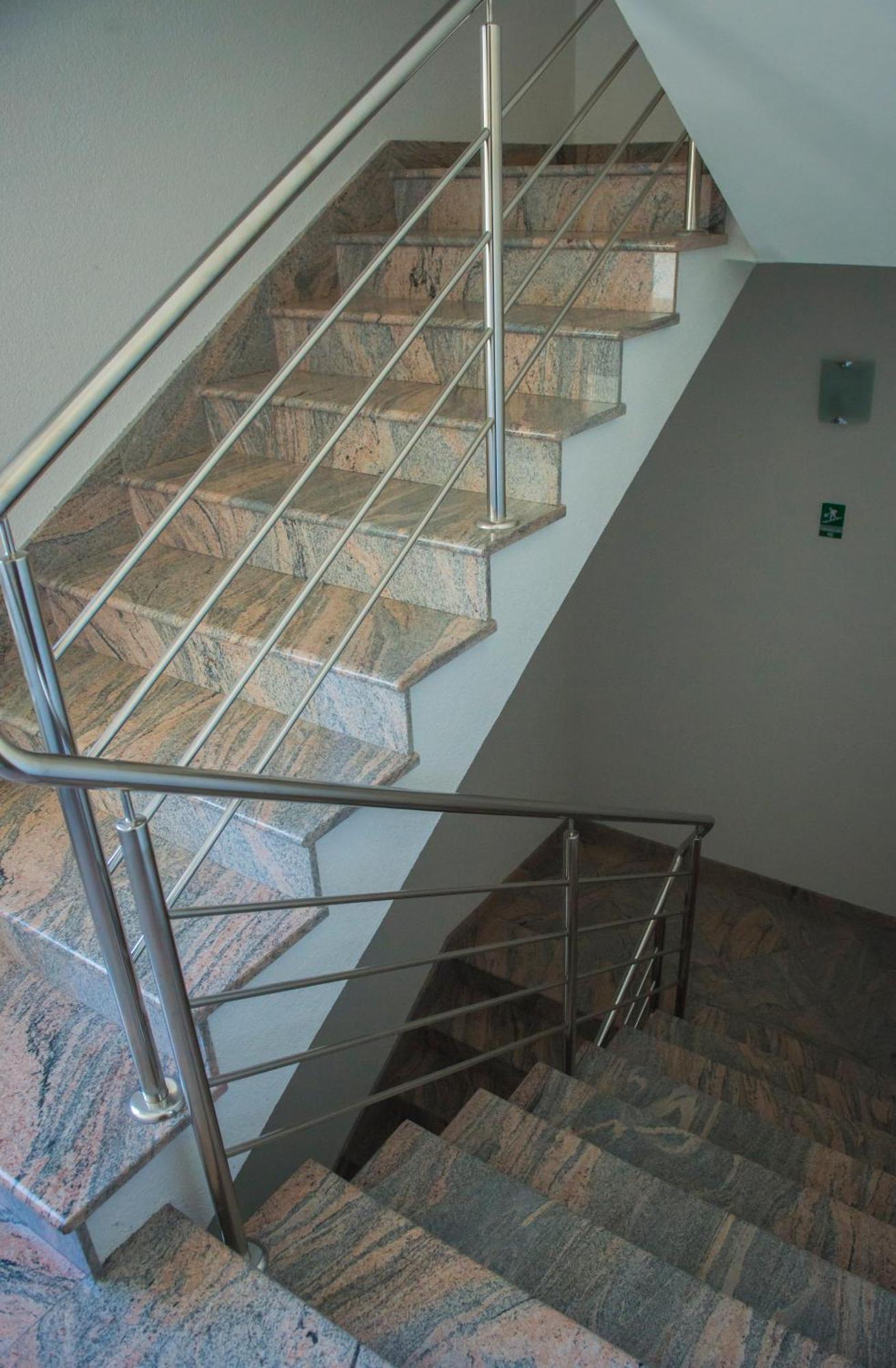 Apartments Nena Подстрана Екстериор снимка