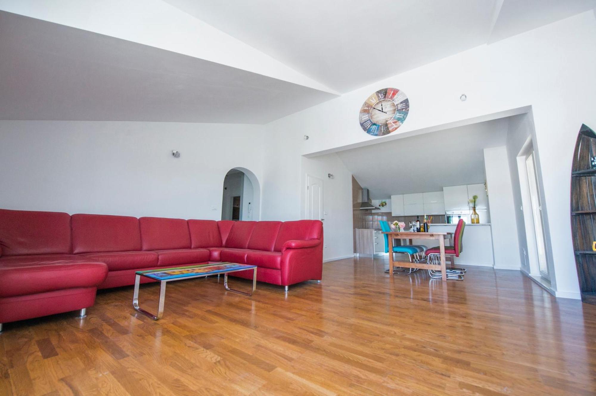 Apartments Nena Подстрана Екстериор снимка